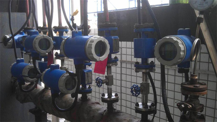 分为静态热机械分析仪(TMA)、动态热机械分析仪