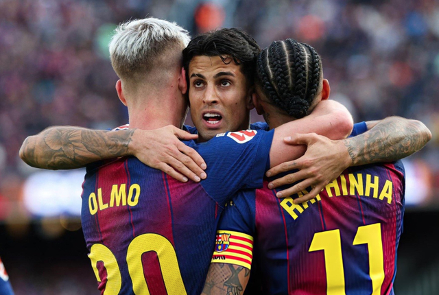 坎塞洛50米奔袭破门制造两点球 巴萨5-2塞维利亚