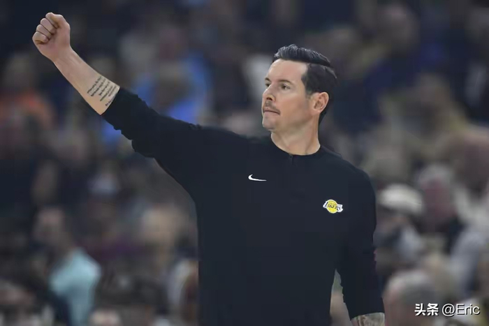 东契奇42分12助攻率队大胜骑士 创湖人队史多项纪